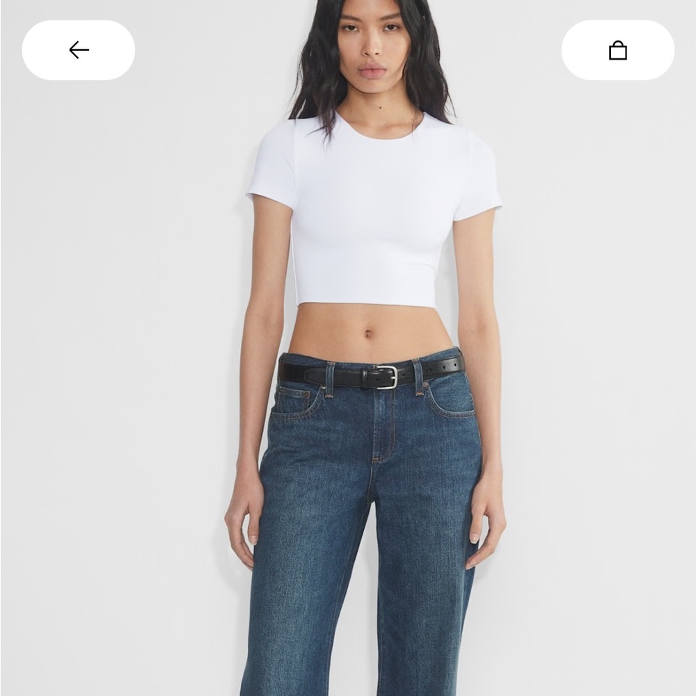Aritzia Babaton Contour Crop Top